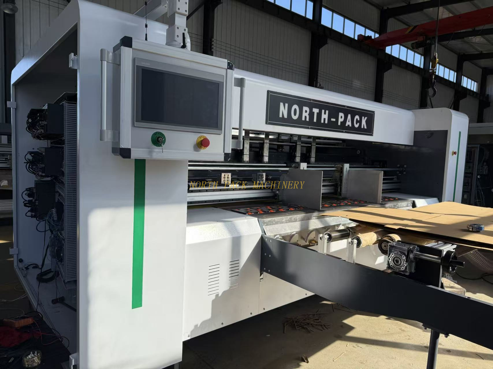 AAA Heavy Board Box Making Machine Corrugated Packaging Machinery